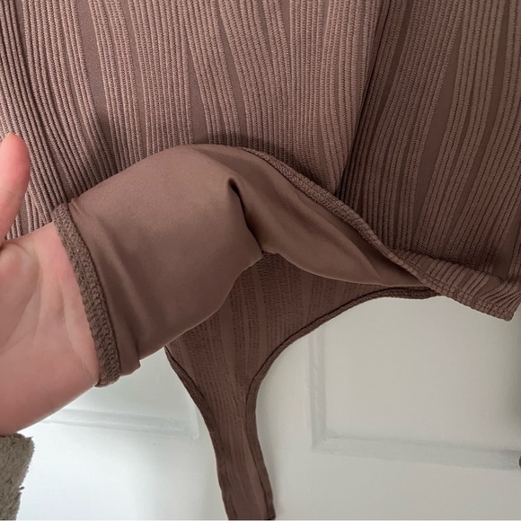 Dynamite Maren Textured Bodysuit - Picture 8 of 11